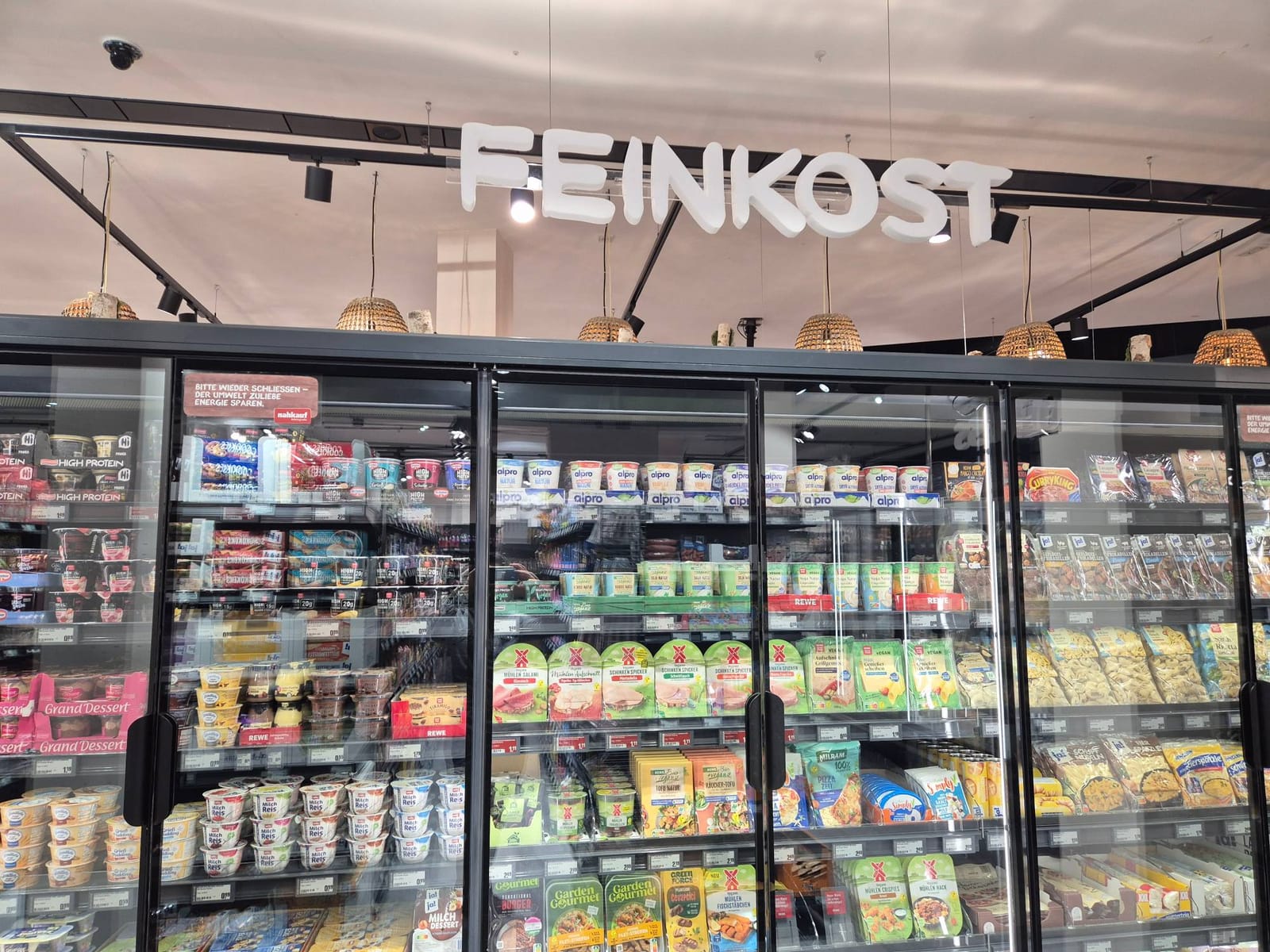 YUNIQ nahkauf Offenbach am Marktplatz